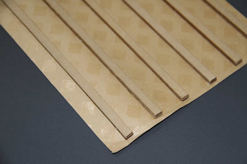 Oil strut belt for transformer